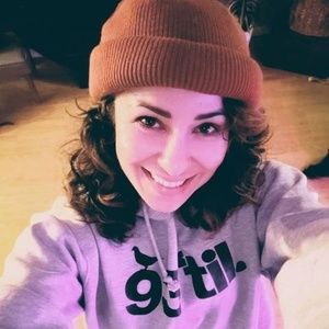 Meet your Posher, Ana